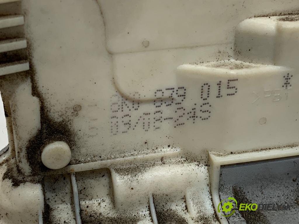 AUDI A4 B8 (8K2) 2007 - 2015    2.0 TDI 105 kW [143 KM] olej napędowy 2007 - 2015  zámok dveře levý zadní část 8K0839015