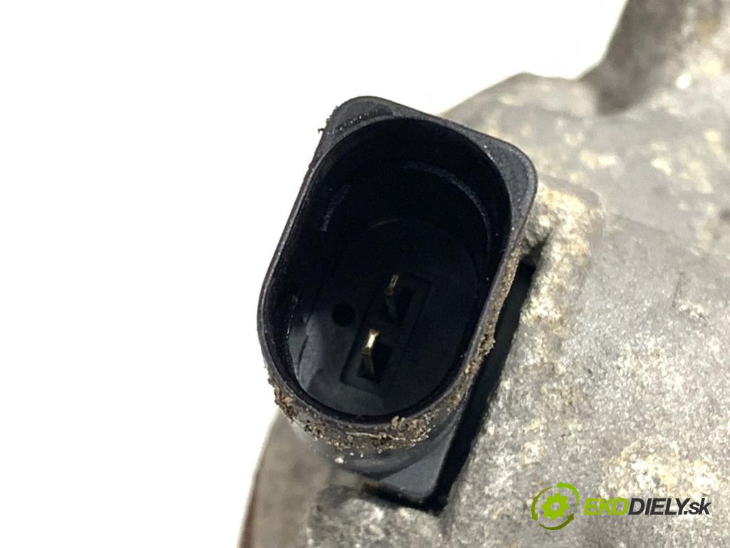 AUDI A4 B8 (8K2) 2007 - 2015    2.0 TDI 105 kW [143 KM] olej napędowy 2007 - 2015  Kompresor klimatizácie 8K0260805E (Kompresor klimatizácie)