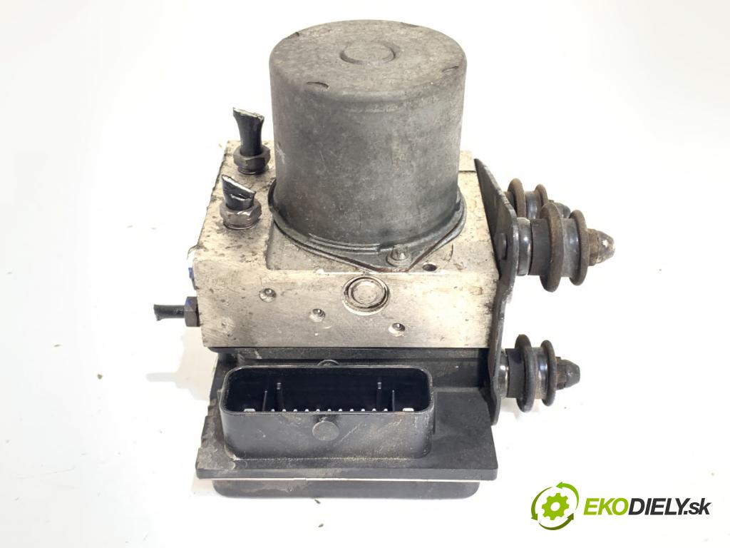 AUDI A4 B8 (8K2) 2007 - 2015    2.0 TDI 105 kW [143 KM] olej napędowy 2007 - 2015  Pumpa ABS 8K0907379AQ (Pumpa ABS)