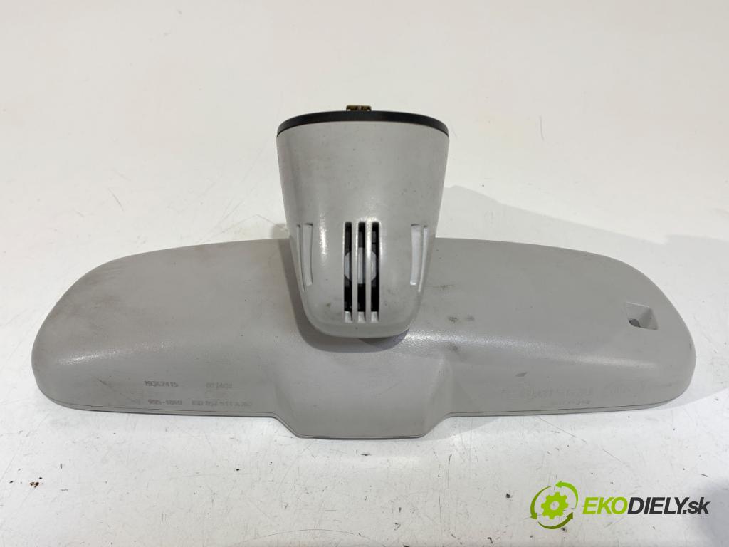 AUDI A4 B8 (8K2) 2007 - 2015    2.0 TDI 105 kW [143 KM] olej napędowy 2007 - 2015  zpětné zrcátko vnitřní 8T0857511A (Světla vnitřní)