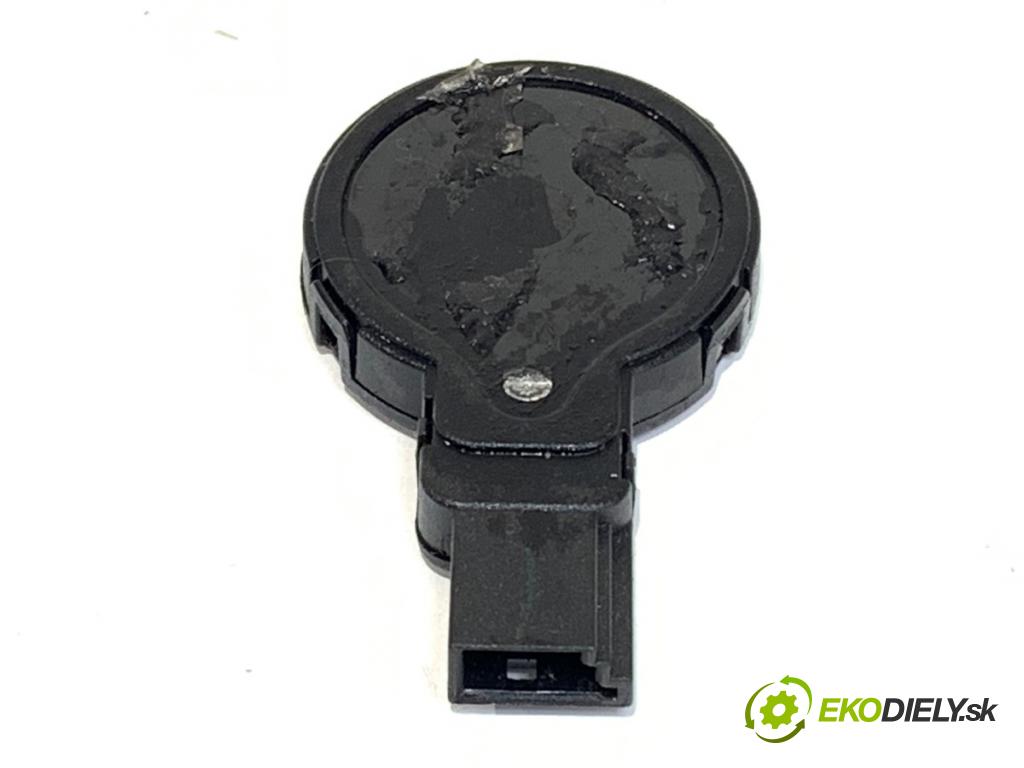 AUDI A4 B8 (8K2) 2007 - 2015    2.0 TDI 105 kW [143 KM] olej napędowy 2007 - 2015  Snímač dažďa 8K0955559 (Snímač dažďa)