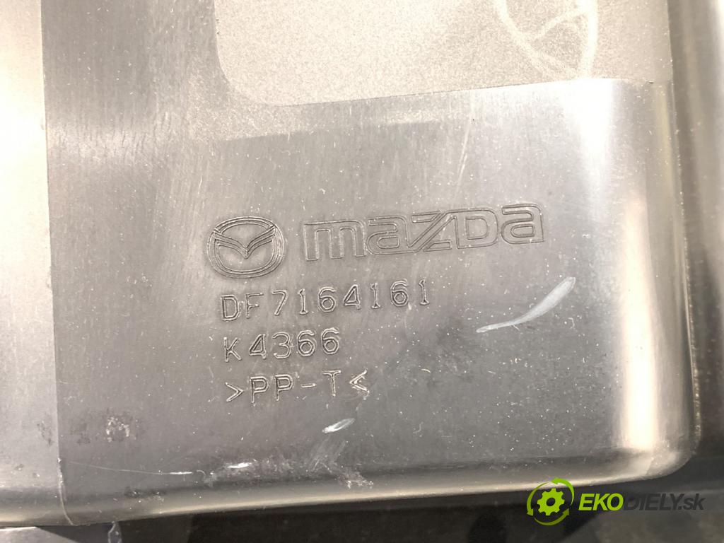 MAZDA 2 (DE_, DH_) 2007 - 2015    1.3 (DE3FS) 63 kW [86 KM] benzyna 2007 - 2015  Priehradka, kastlík spolujazdca DF7164161 (Priehradka, kastlík)