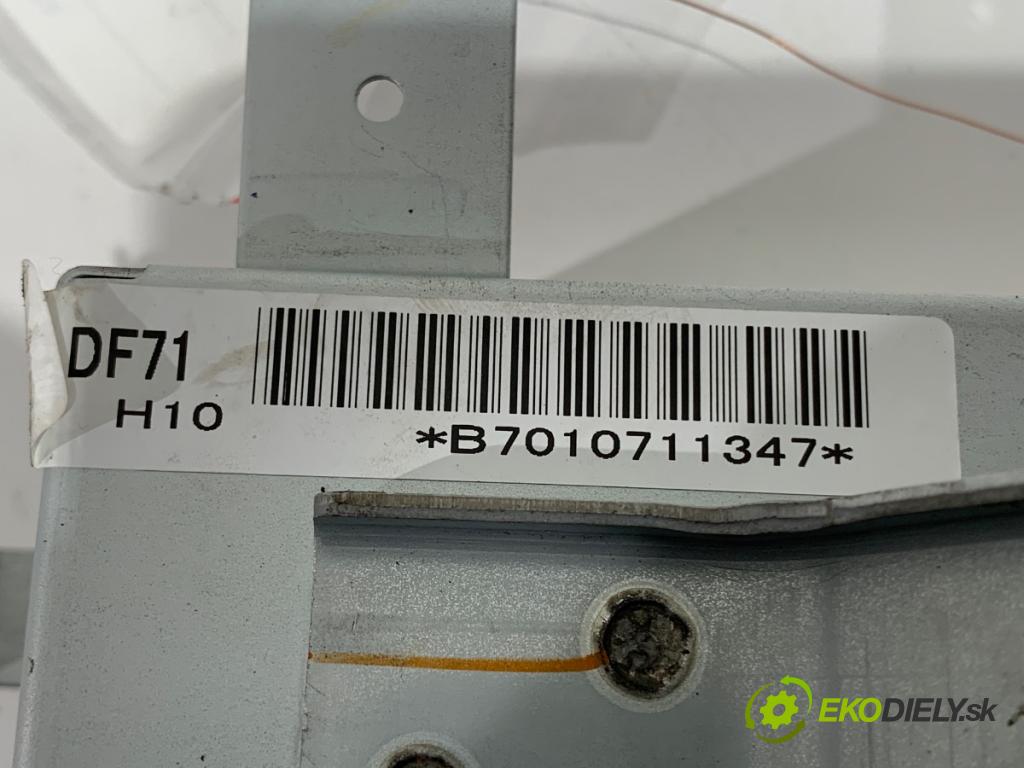 MAZDA 2 (DE_, DH_) 2007 - 2015    1.3 (DE3FS) 63 kW [86 KM] benzyna 2007 - 2015  AirBag spolujezdce  (Airbagy)