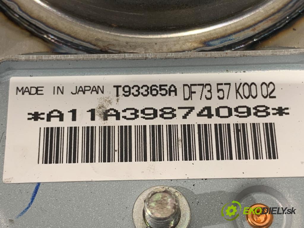 MAZDA 2 (DE_, DH_) 2007 - 2015    1.3 (DE3FS) 63 kW [86 KM] benzyna 2007 - 2015  AirBag volantu DF7357K0002 (Airbag)