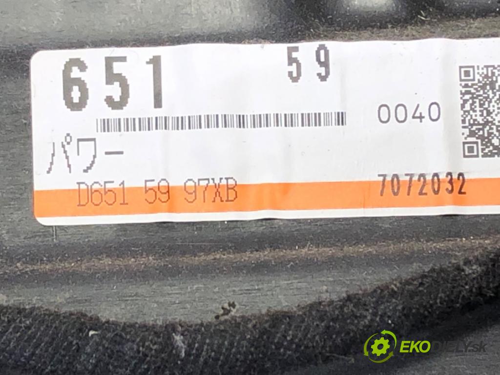 MAZDA 2 (DE_, DH_) 2007 - 2015    1.3 (DE3FS) 63 kW [86 KM] benzyna 2007 - 2015  mechanismus okna levý přední část 7072032