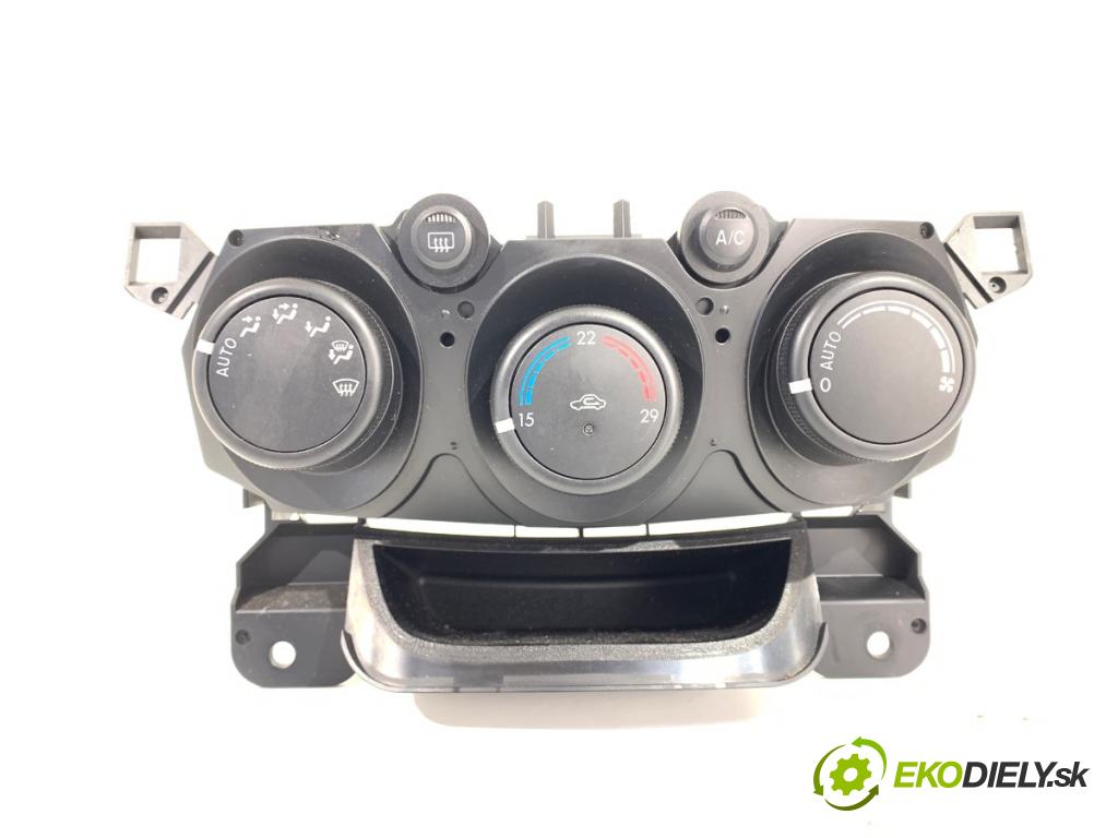 MAZDA 2 (DE_, DH_) 2007 - 2015    1.3 (DE3FS) 63 kW [86 KM] benzyna 2007 - 2015  Panel ovládania kúrenia DF7361190C (Prepínač/spínač/tlačidlo a ovládač kúrenia)
