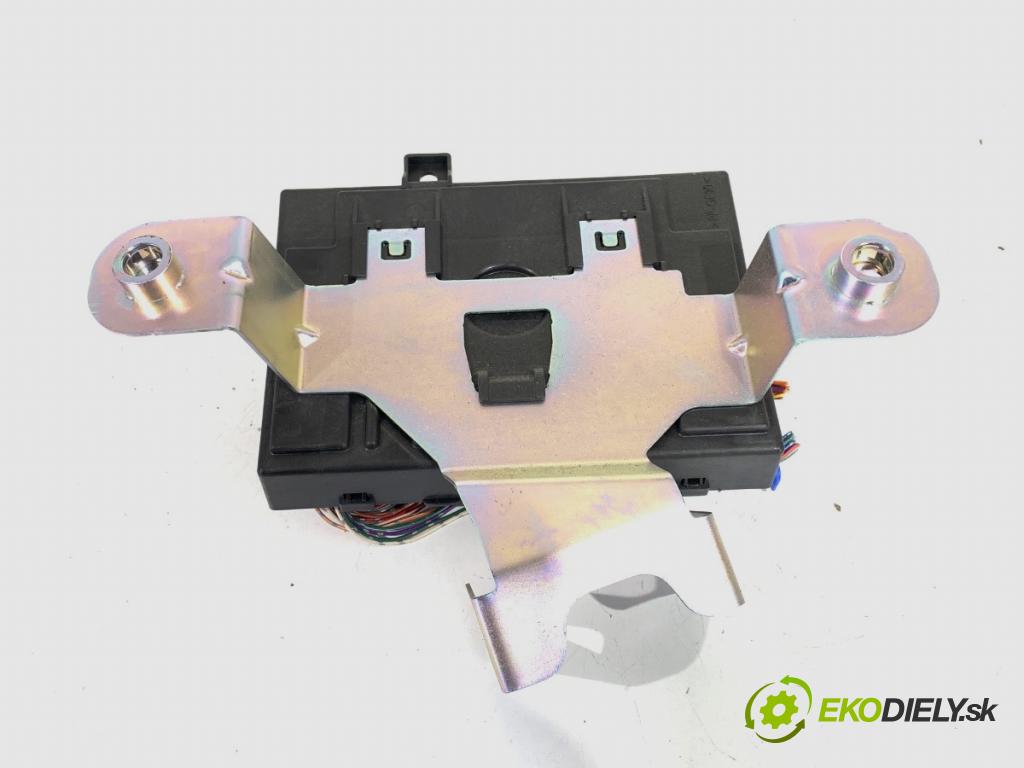 MAZDA 2 (DE_, DH_) 2007 - 2015    1.3 (DE3FS) 63 kW [86 KM] benzyna 2007 - 2015  Modul komfortu D652-67560-D (Modul komfortu)