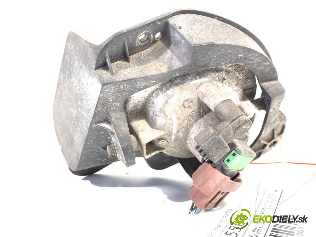 MAZDA 2 (DE_, DH_) 2007 - 2015    1.3 (DE3FS) 63 kW [86 KM] benzyna 2007 - 2015  hmlové svetlo, hmlovka pravý přední část D651-51680
