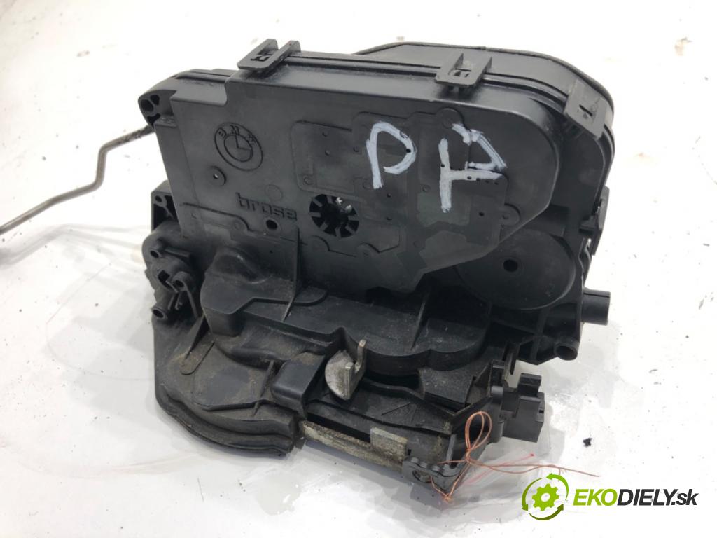 BMW 3 (E90) 2004 - 2012    320 i 110 kW [150 KM] benzyna 2004 - 2007  zámok dveře pravý přední část 7059974