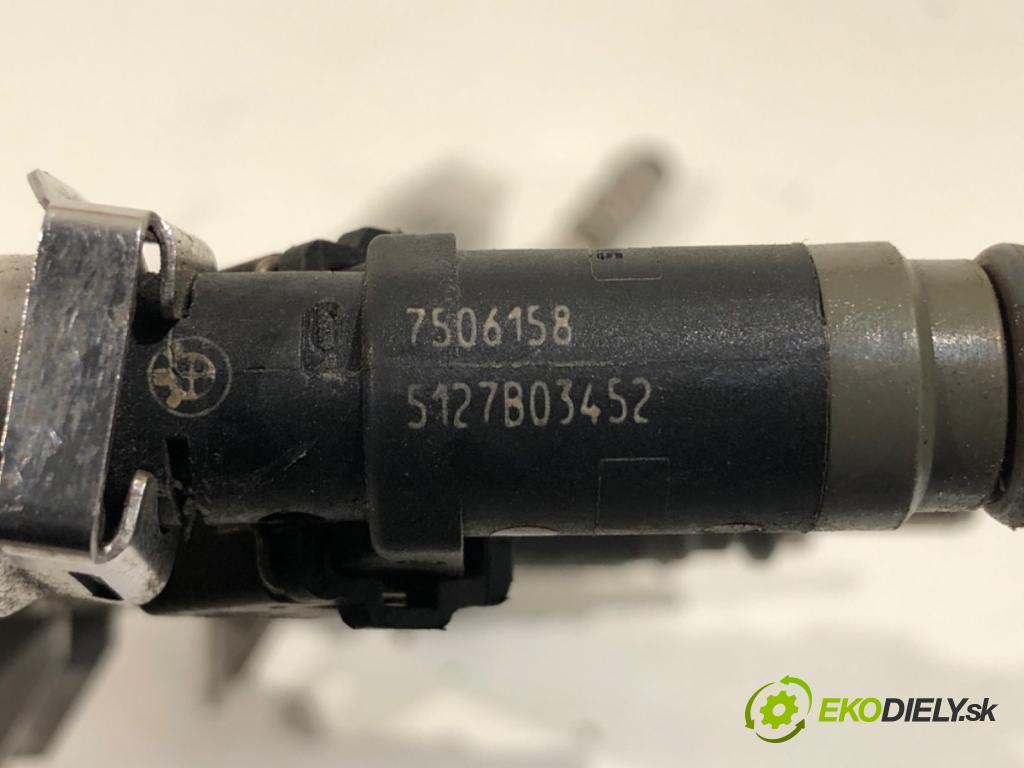 BMW 3 (E90) 2004 - 2012    320 i 110 kW [150 KM] benzyna 2004 - 2007  Lišta vstrekovacia 7530420 (Vstrekovacia lišta)
