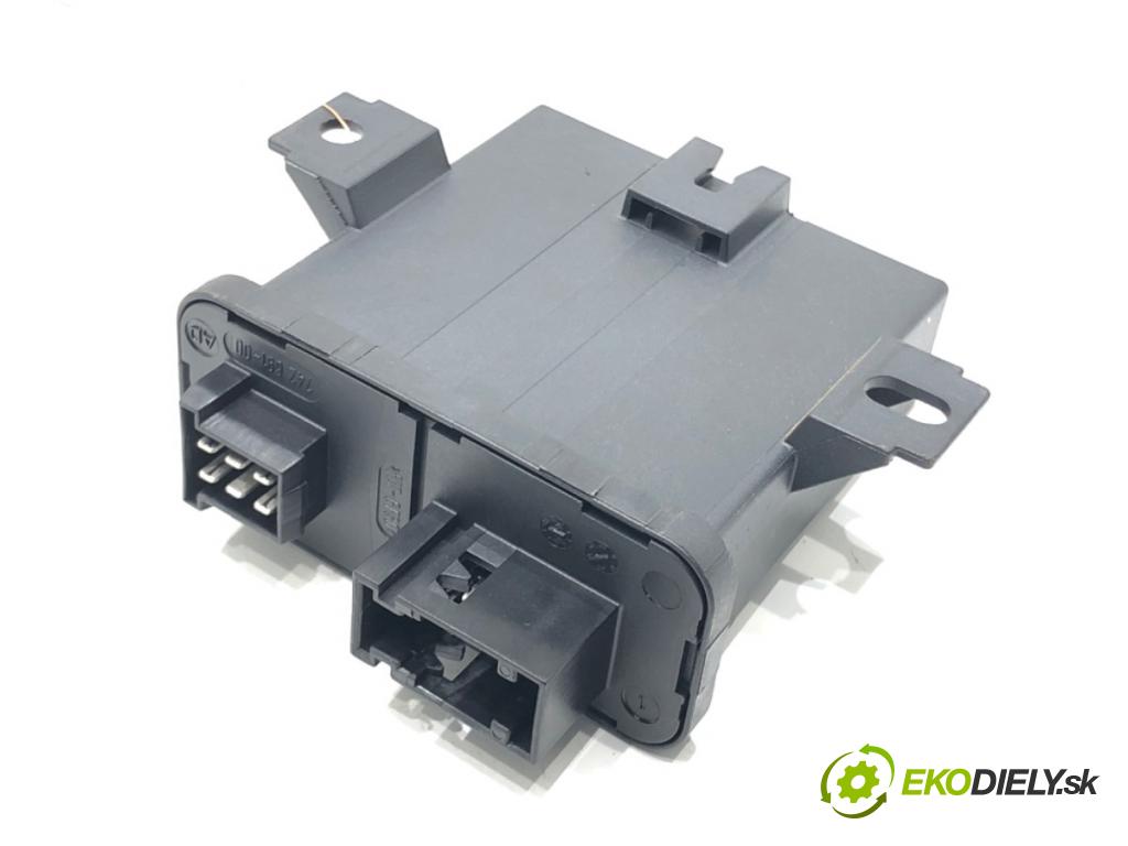 OPEL INSIGNIA A (G09) 2008 - 2017    2.0 CDTI (68) 118 kW [160 KM] olej napędowy 2008 - 2017  Modul svetiel 13326599 (Ostatné)