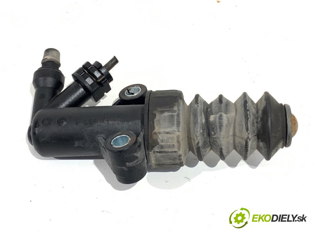 MAZDA 2 (DE_, DH_) 2007 - 2015    1.3 (DE3FS) 63 kW [86 KM] benzyna 2007 - 2015  Spojkový valec pumpa spojky D651-41920 (Spojkový valec)