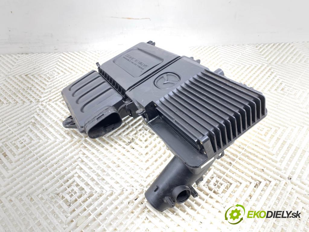 MAZDA 2 (DE_, DH_) 2007 - 2015    1.3 (DE3FS) 63 kW [86 KM] benzyna 2007 - 2015  Obal filtra vzduchu 100140-9894 (Obal filtra vzduchu)