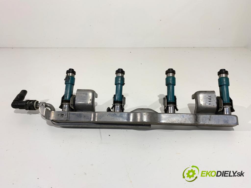 MAZDA 2 (DE_, DH_) 2007 - 2015    1.3 (DE3FS) 63 kW [86 KM] benzyna 2007 - 2015  Lišta vstrekovacia 297500-0460 (Vstrekovacia lišta)