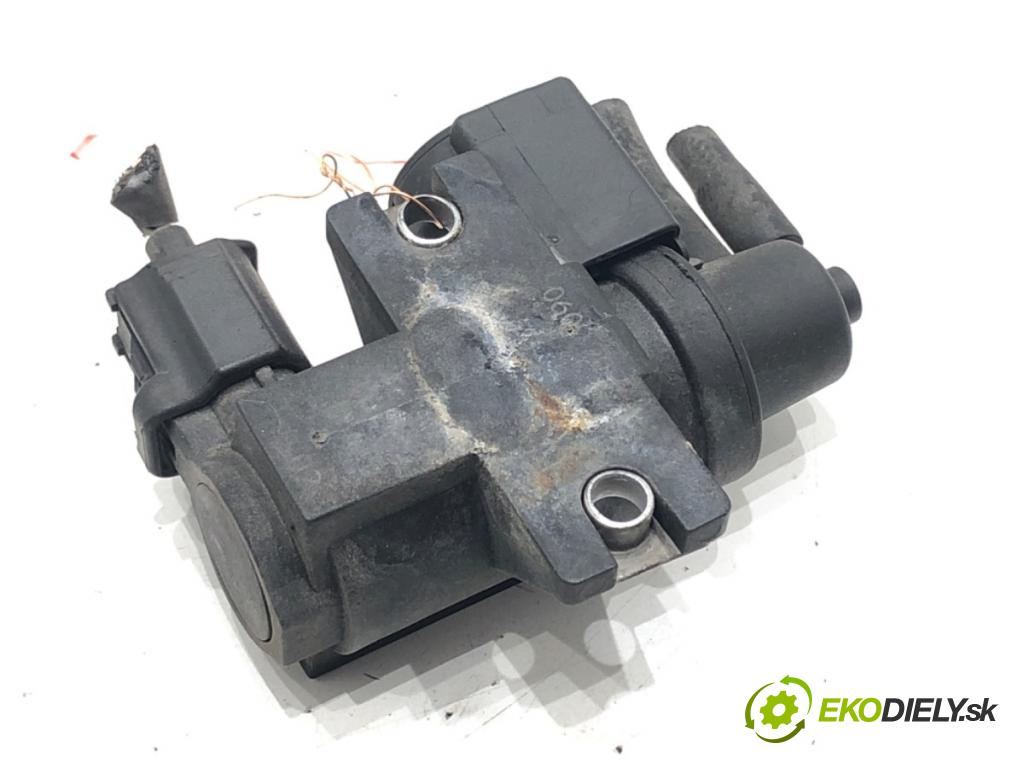 TOYOTA COROLLA Verso (ZER_, ZZE12_, R1_) 2004 - 2009    2.2 D-4D (AUR10_) 100 kW [136 KM] olej napędowy 2005 - 2009  Ventil tlaku 25819-0R011 (Ventil)