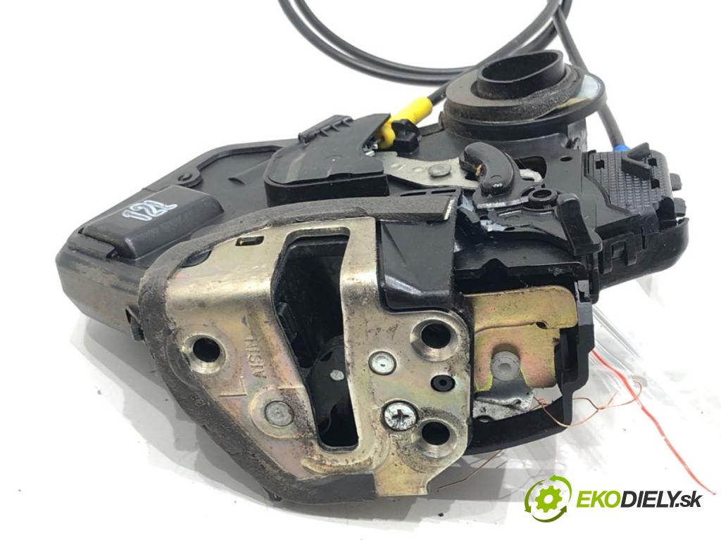 TOYOTA COROLLA Verso (ZER_, ZZE12_, R1_) 2004 - 2009    2.2 D-4D (AUR10_) 100 kW [136 KM] olej napędowy 2005 - 2009  zámok dveře levý zadní část 