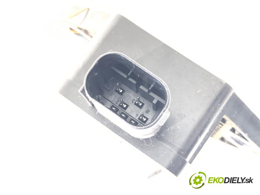 TOYOTA COROLLA Verso (ZER_, ZZE12_, R1_) 2004 - 2009    2.2 D-4D (AUR10_) 100 kW [136 KM] olej napędowy 2005 - 2009  snímač ESP 89183-02020