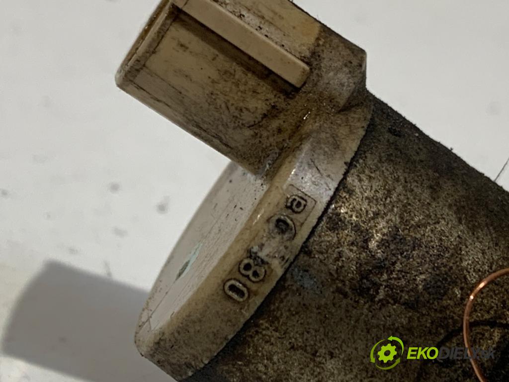 TOYOTA COROLLA Verso (ZER_, ZZE12_, R1_) 2004 - 2009    2.2 D-4D (AUR10_) 100 kW [136 KM] olej napędowy 2005 - 2009  Regulátor tlaku paliva  (Ostatní)