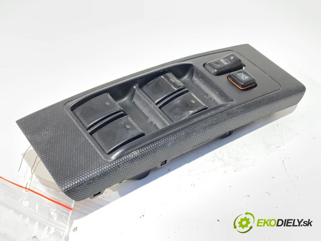 TOYOTA COROLLA Verso (ZER_, ZZE12_, R1_) 2004 - 2009    2.2 D-4D (AUR10_) 100 kW [136 KM] olej napędowy 2005 - 2009  Prepínač okien 84820-0F030 (Prepínač/spínač/tlačidlo a ovládač kúrenia)