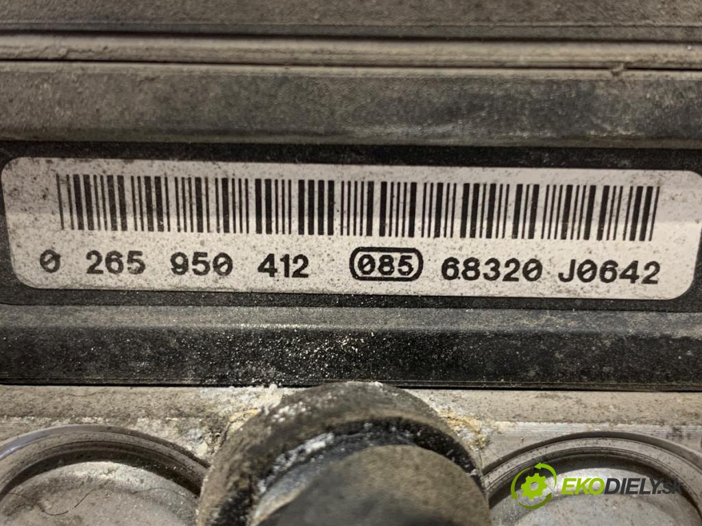 TOYOTA COROLLA Verso (ZER_, ZZE12_, R1_) 2004 - 2009    2.2 D-4D (AUR10_) 100 kW [136 KM] olej napędowy 2005 - 2009  Pumpa ABS 0265950412 (Pumpa ABS)