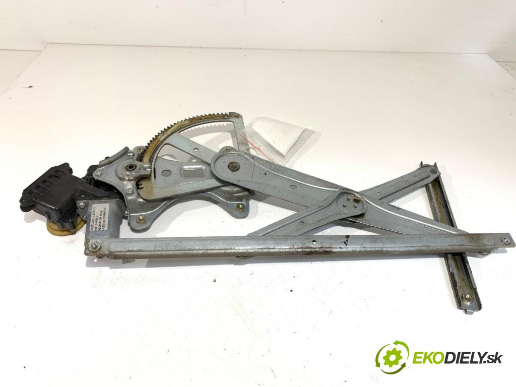 TOYOTA COROLLA Verso (ZER_, ZZE12_, R1_) 2004 - 2009    2.2 D-4D (AUR10_) 100 kW [136 KM] olej napędowy 2005 - 2009  mechanismus okna pravý přední část 997250-102