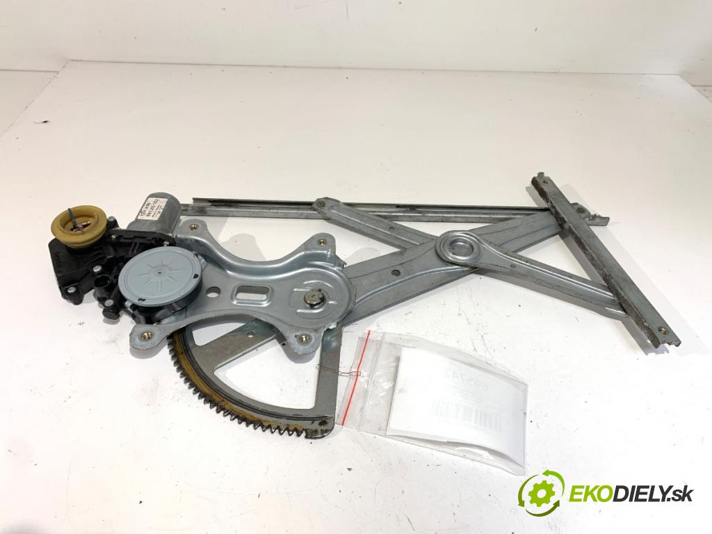 TOYOTA COROLLA Verso (ZER_, ZZE12_, R1_) 2004 - 2009    2.2 D-4D (AUR10_) 100 kW [136 KM] olej napędowy 2005 - 2009  mechanismus okna pravý přední část 997250-102