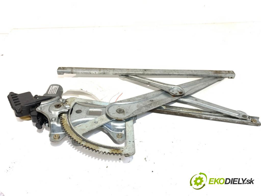 TOYOTA COROLLA Verso (ZER_, ZZE12_, R1_) 2004 - 2009    2.2 D-4D (AUR10_) 100 kW [136 KM] olej napędowy 2005 - 2009  mechanismus okna levý přední část 997249-102