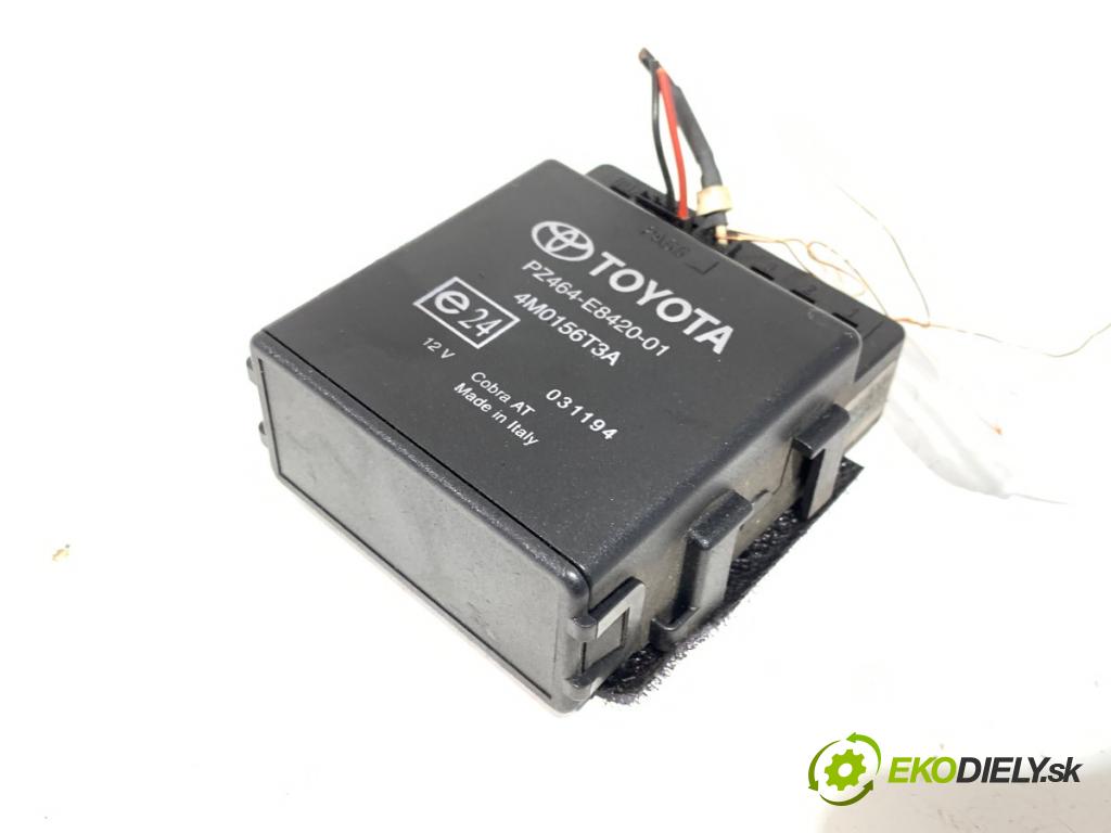 TOYOTA COROLLA Verso (ZER_, ZZE12_, R1_) 2004 - 2009    2.2 D-4D (AUR10_) 100 kW [136 KM] olej napędowy 2005 - 2009  Modul PDC PZ464-E8420-01 (Riadiaca jednotka ostatné)