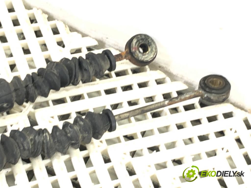 TOYOTA COROLLA Verso (ZER_, ZZE12_, R1_) 2004 - 2009    2.2 D-4D (AUR10_) 100 kW [136 KM] olej napędowy 2005 - 2009  Kulisa 33530-0F010 (Rýchlostná páka (kulisa))