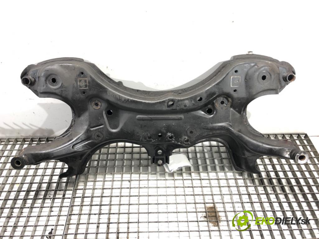 TOYOTA COROLLA Verso (ZER_, ZZE12_, R1_) 2004 - 2009    2.2 D-4D (AUR10_) 100 kW [136 KM] olej napędowy 2005 - 2009  výztuha pod motor  (Výztuhy přední)