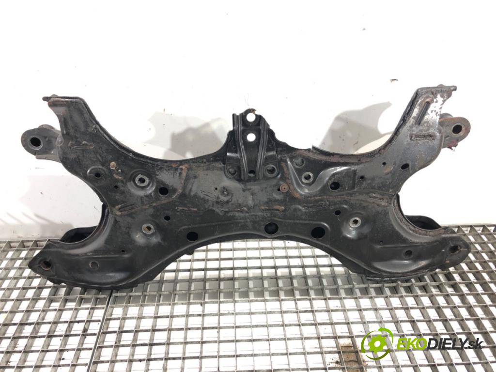 TOYOTA COROLLA Verso (ZER_, ZZE12_, R1_) 2004 - 2009    2.2 D-4D (AUR10_) 100 kW [136 KM] olej napędowy 2005 - 2009  výztuha pod motor  (Výztuhy přední)