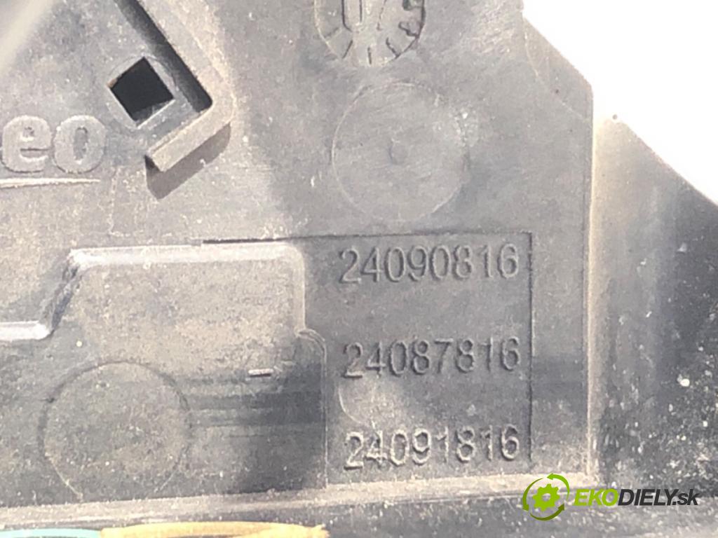 PEUGEOT 207 (WA_, WC_) 2006 - 2015    1.4 54 kW [73 KM] benzyna 2006 - 2013  zámok dveře levý přední část 24090816