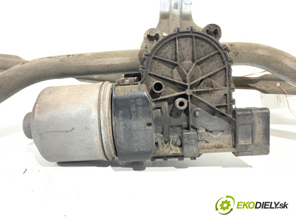 PEUGEOT 207 (WA_, WC_) 2006 - 2015    1.4 54 kW [73 KM] benzyna 2006 - 2013  Mechanizmus stieračov predný 9650380780 3397020769 (Motorček stieračov predné)