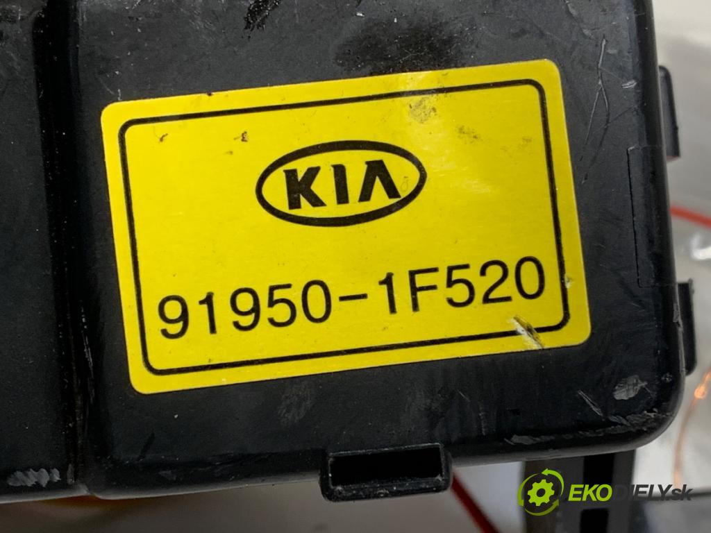 KIA SPORTAGE II (JE_, KM) 2004 - 2022    2.0 i 16V 104 kW [141 KM] benzyna 2004 - 2022  modul BSI 91950-1F520 (Pojistkové skříňky)