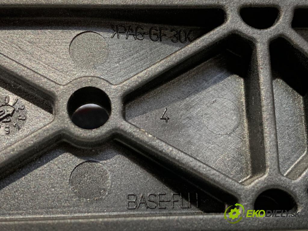 KIA SPORTAGE II (JE_, KM) 2004 - 2022    2.0 i 16V 104 kW [141 KM] benzyna 2004 - 2022  Kľučka vonkajšia ľavy predný
