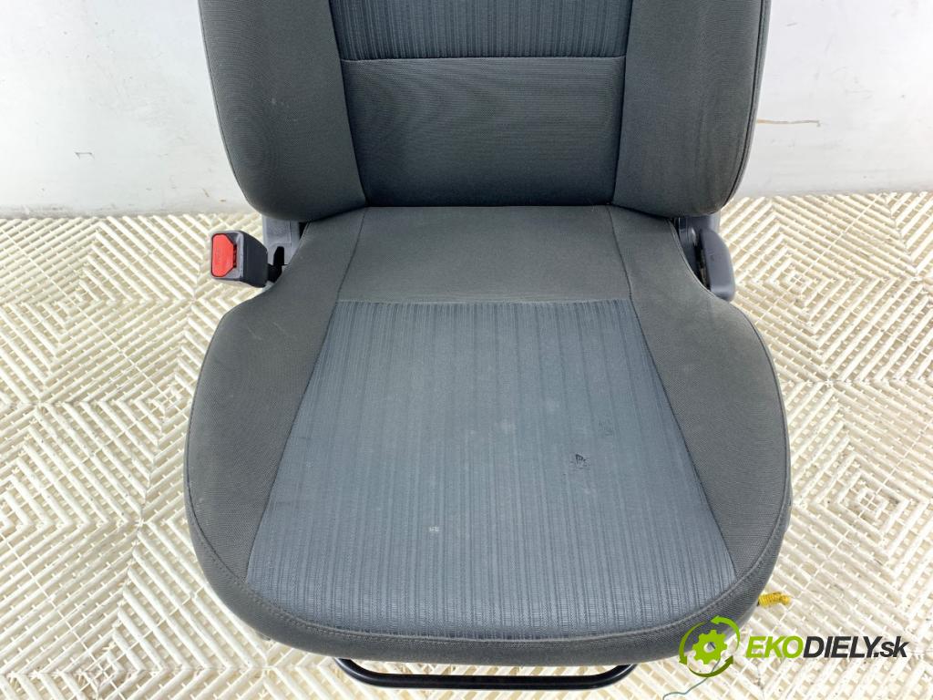 KIA SPORTAGE II (JE_, KM) 2004 - 2022    2.0 i 16V 104 kW [141 KM] benzyna 2004 - 2022  Sedadlo ľavy predný