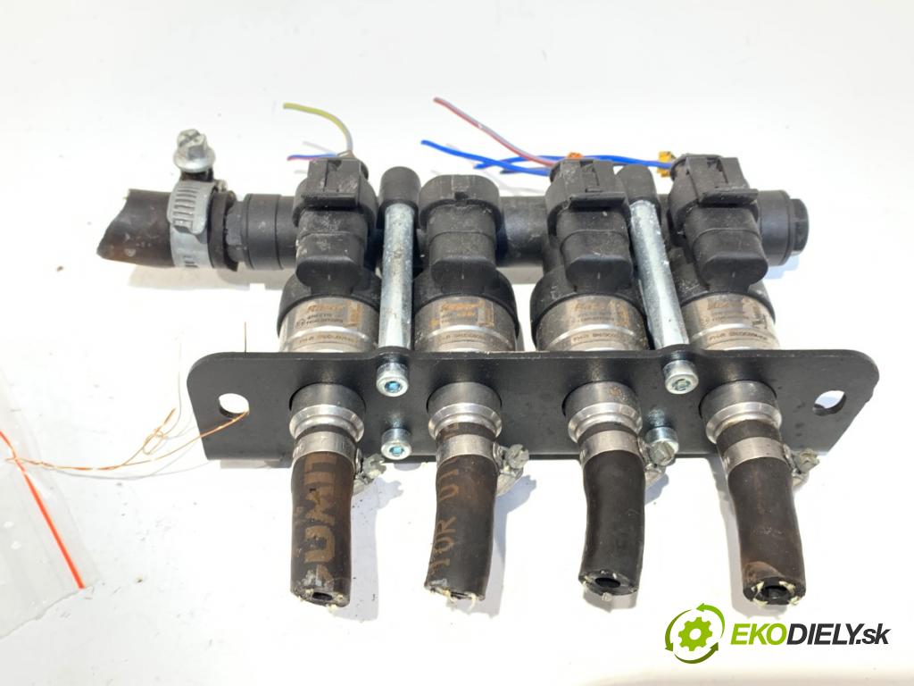 KIA SPORTAGE II (JE_, KM) 2004 - 2022    2.0 i 16V 104 kW [141 KM] benzyna 2004 - 2022  vstrekovač LPG 67R-0312877