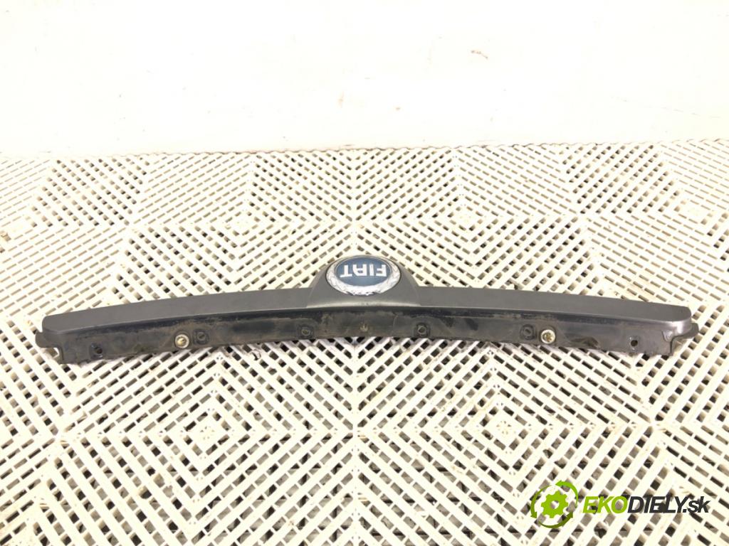 FIAT ULYSSE (179_) 2002 - 2011    2.2 JTD 94 kW [128 KM] olej napędowy 2002 - 2006  mřížka maska 1489145077 (Mřížky (masky) chladičů)