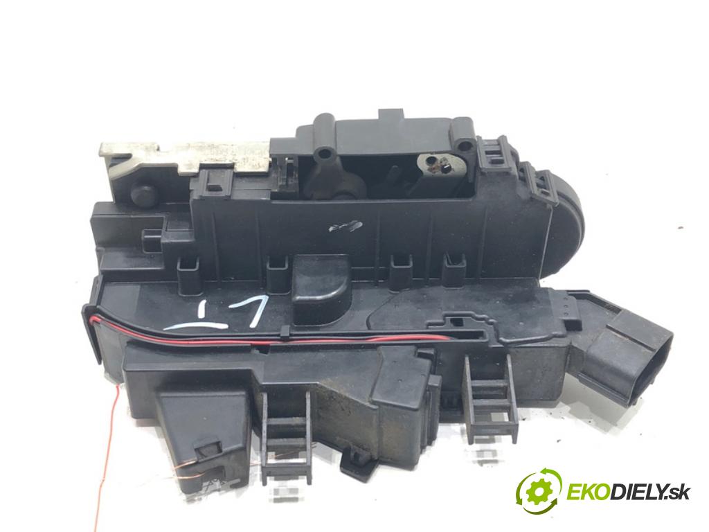 FIAT CROMA (194_) 2005 - 2022    1.9 D Multijet (194AXC1B, 194AXC12) 110 kW [150 KM] olej napędowy 2005 - 2011  zámok dveře levý zadní část 51708423A
