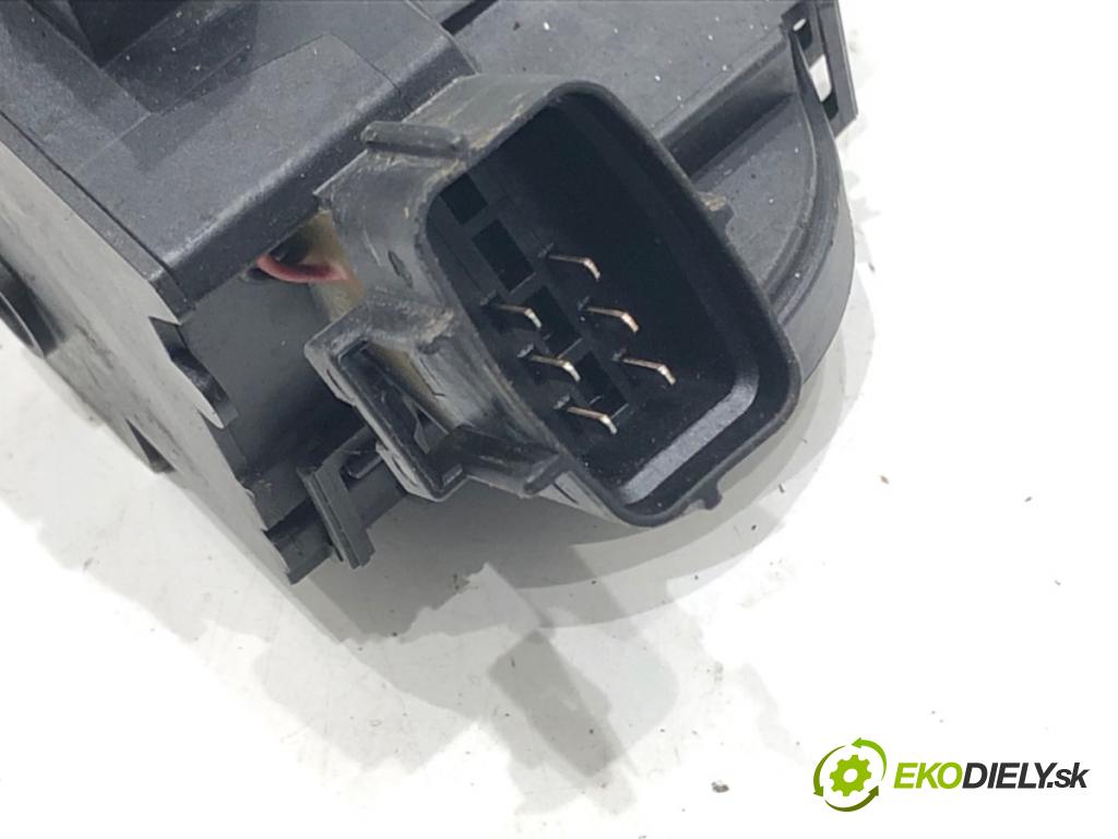 FIAT CROMA (194_) 2005 - 2022    1.9 D Multijet (194AXC1B, 194AXC12) 110 kW [150 KM] olej napędowy 2005 - 2011  zámok dveře levý přední část 51708421A