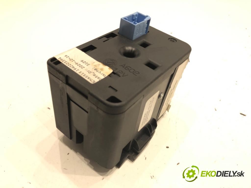 FIAT CROMA (194_) 2005 - 2022    1.9 D Multijet (194AXC1B, 194AXC12) 110 kW [150 KM] olej napędowy 2005 - 2011  spinačka 7354473430 (Spínacia skrinka a kľúč)