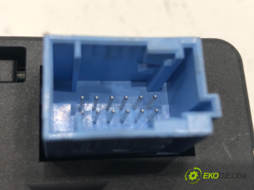 FIAT CROMA (194_) 2005 - 2022    1.9 D Multijet (194AXC1B, 194AXC12) 110 kW [150 KM] olej napędowy 2005 - 2011  spinačka 7354473430 (Spínacia skrinka a kľúč)