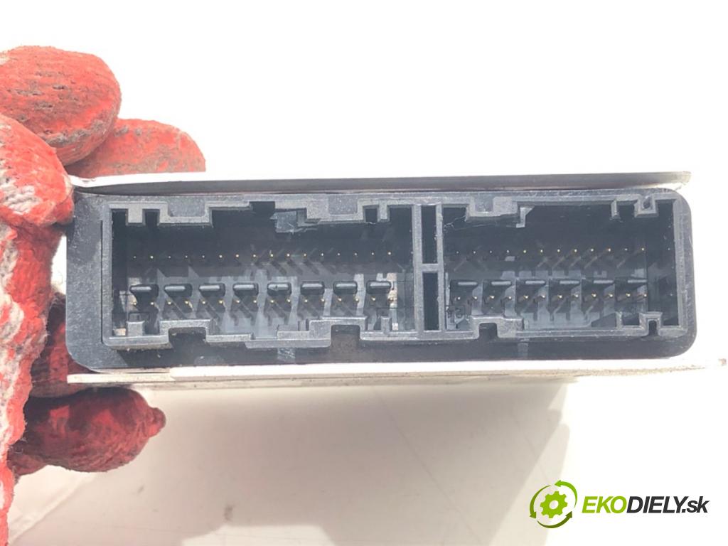 FIAT CROMA (194_) 2005 - 2022    1.9 D Multijet (194AXC1B, 194AXC12) 110 kW [150 KM] olej napędowy 2005 - 2011  senzor airbag 51746149 (Snímač)