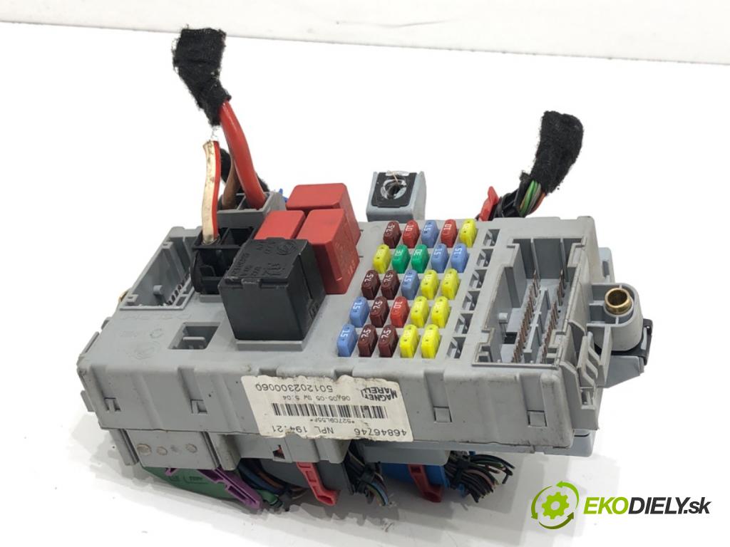 FIAT CROMA (194_) 2005 - 2022    1.9 D Multijet (194AXC1B, 194AXC12) 110 kW [150 KM] olej napędowy 2005 - 2011  modul BSI 46846746 (Pojistkové skříňky)