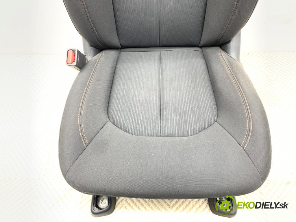 CHRYSLER PACIFICA 2016 - 2022    3.6 214 kW [291 KM] benzyna 2016 - 2022  Sedadlo ľavy predný