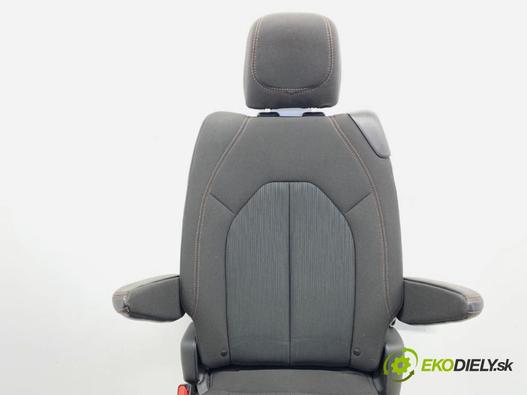 CHRYSLER PACIFICA 2016 - 2022    3.6 214 kW [291 KM] benzyna 2016 - 2022  Sedadlo zad ľavy