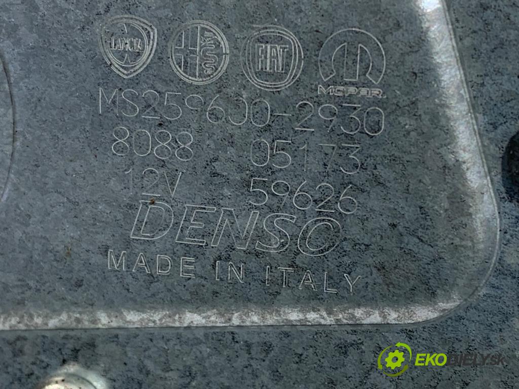 FIAT TIPO Kombi (356_) 2016 - 2022    1.4 (356WXA1B) 70 kW [95 KM] benzyna 2016 - 2022  motor stěračů zadní část 259600-2930