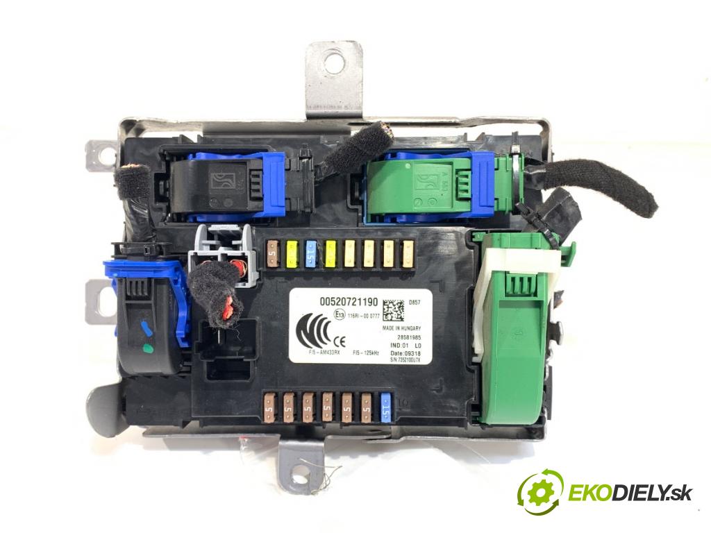 FIAT TIPO Kombi (356_) 2016 - 2022    1.4 (356WXA1B) 70 kW [95 KM] benzyna 2016 - 2022  modul BSI 00520721190 (Pojistkové skříňky)