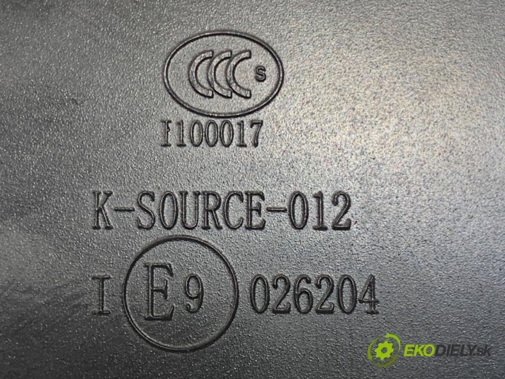 FIAT TIPO Kombi (356_) 2016 - 2022    1.4 (356WXA1B) 70 kW [95 KM] benzyna 2016 - 2022  zpětné zrcátko vnitřní  (Světla vnitřní)