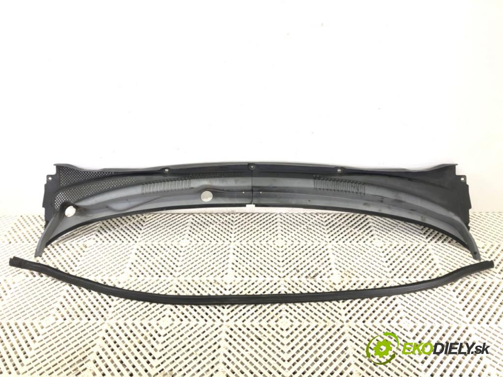 CHEVROLET CRUZE (J300) 2009 - 2022    1.8 104 kW [141 KM] benzyna 2009 - 2022  Torpédo, plast pod čelné okno 95967374 (Torpédo)